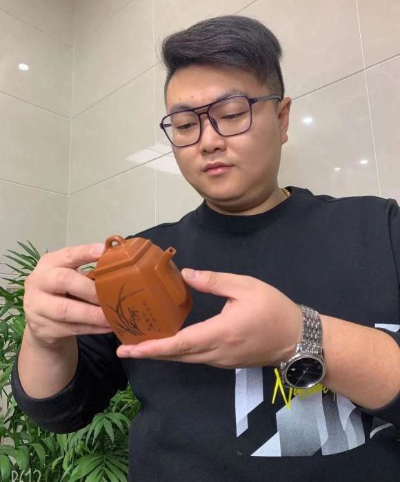 紫砂艺人王伟兴，民间实力派