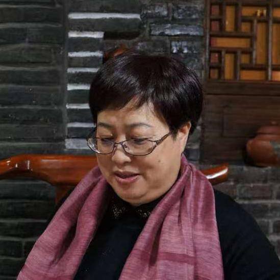 紫砂艺人王兰萍，工艺美术员