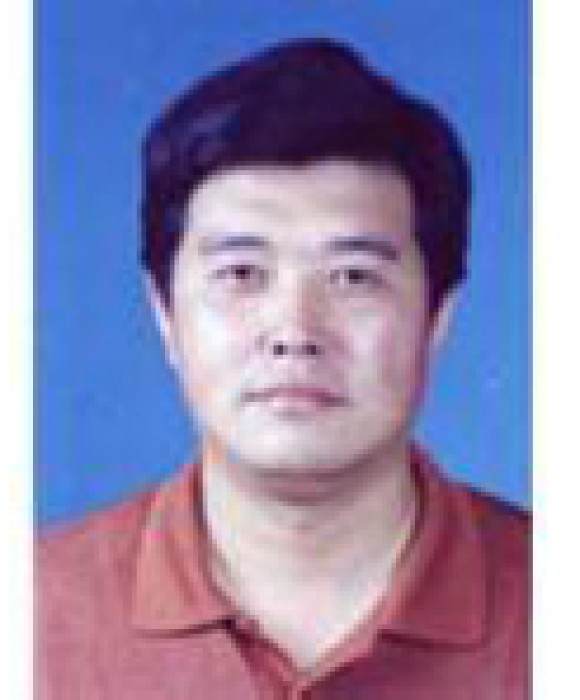 紫砂艺人王岳龄，高级工艺美术师