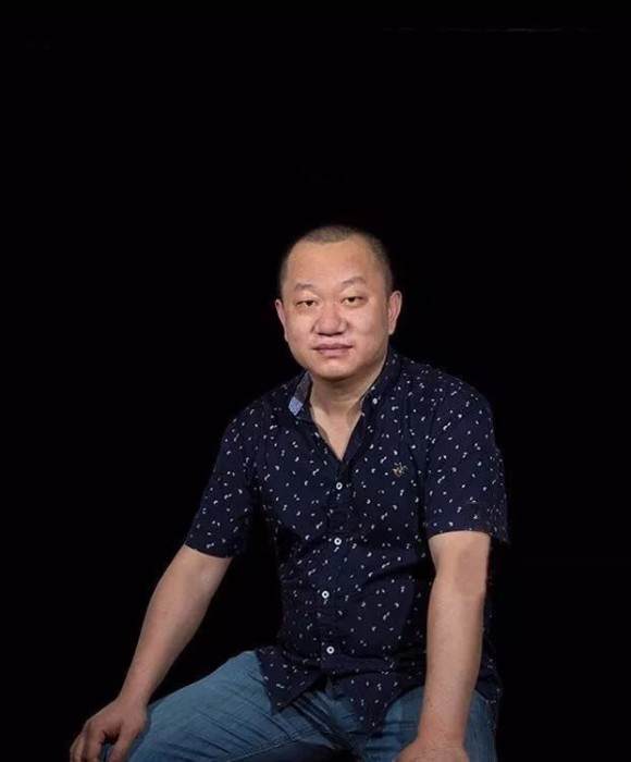 紫砂艺人王建国，助理工艺美术师