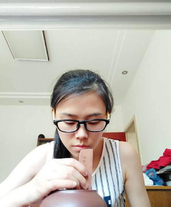 紫砂艺人王思思，高级工艺美术师