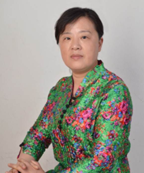 紫砂艺人王惠英，民间实力派