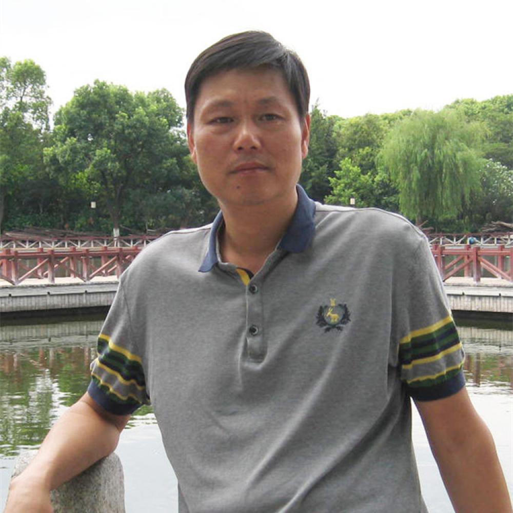 紫砂艺人王杏军，正高级工艺美术师