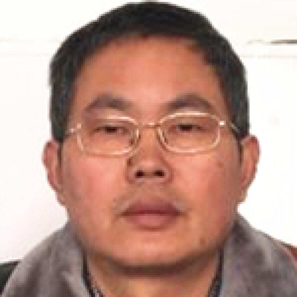 紫砂艺人王泉林，工艺美术师