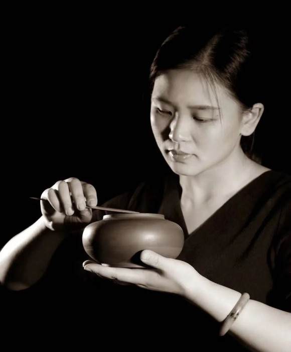 紫砂艺人王甜甜，工艺美术师