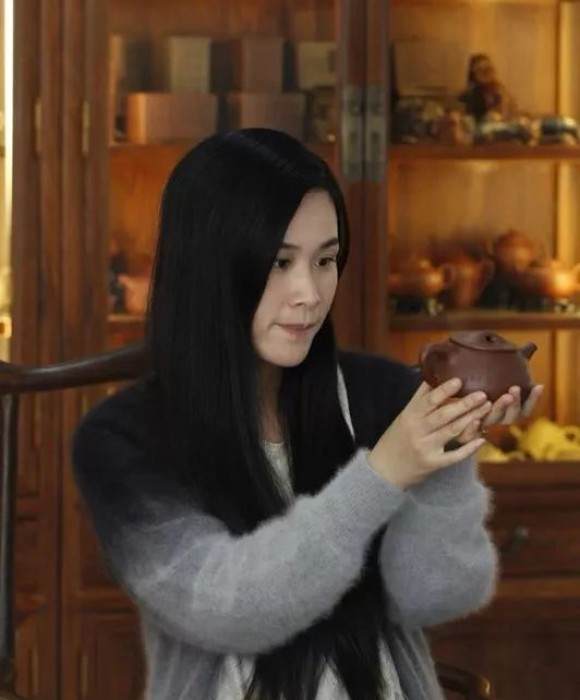 紫砂艺人王黎，工艺美术师