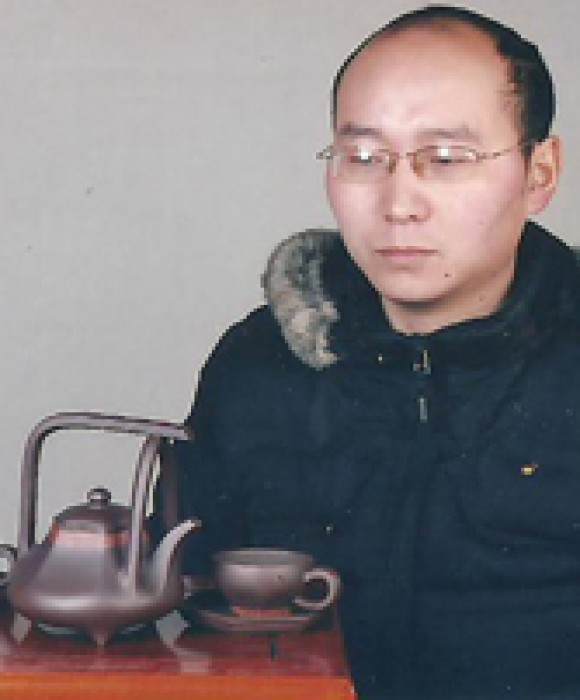 紫砂艺人田亮，工艺美术员
