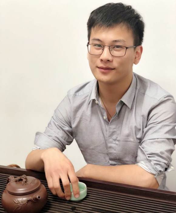 紫砂艺人白阳，工艺美术师