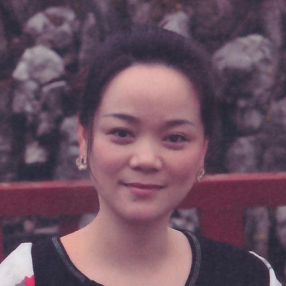 紫砂艺人盛英杰，正高级工艺美术师