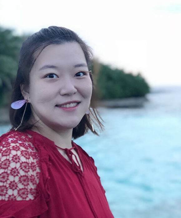 紫砂艺人瞿雯，助理工艺美术师
