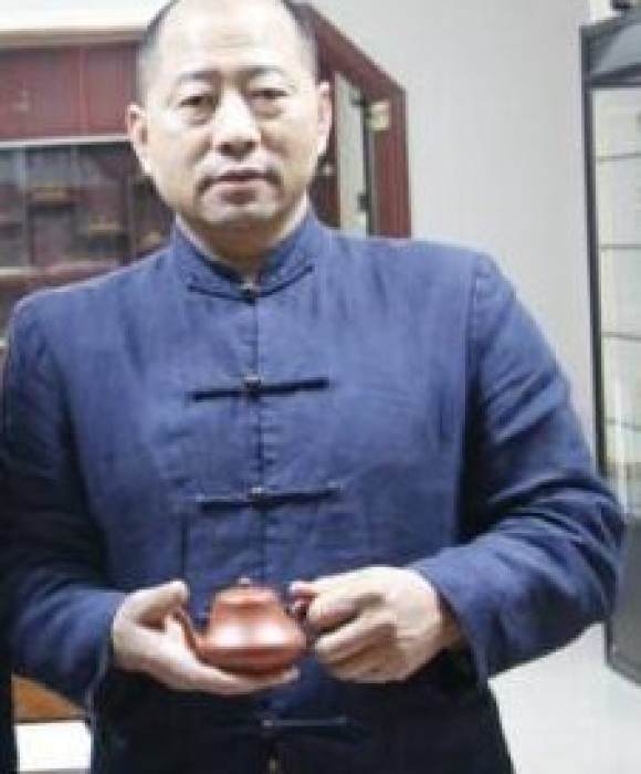 紫砂艺人秦巡，民间实力派