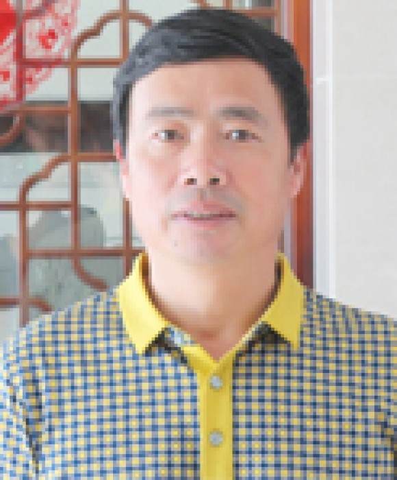 紫砂艺人程建云，工艺美术员