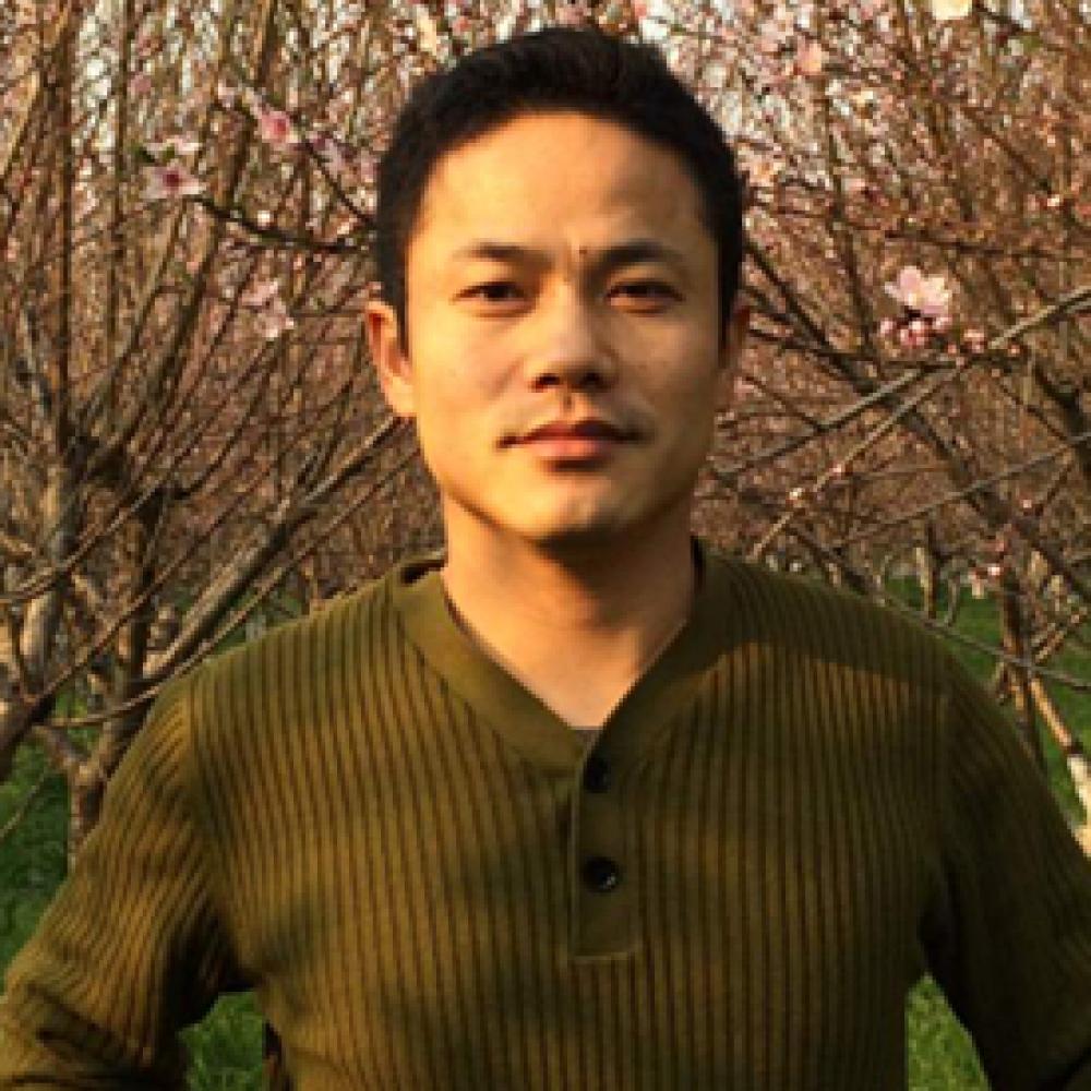 紫砂艺人胡仁杰，正高级工艺美术师