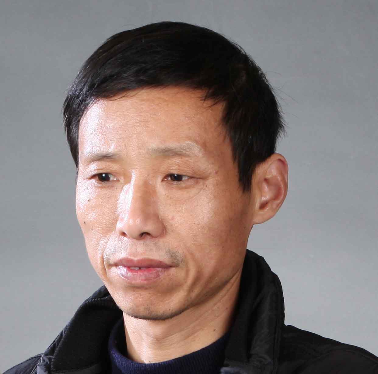 紫砂艺人范小强，工艺美术师