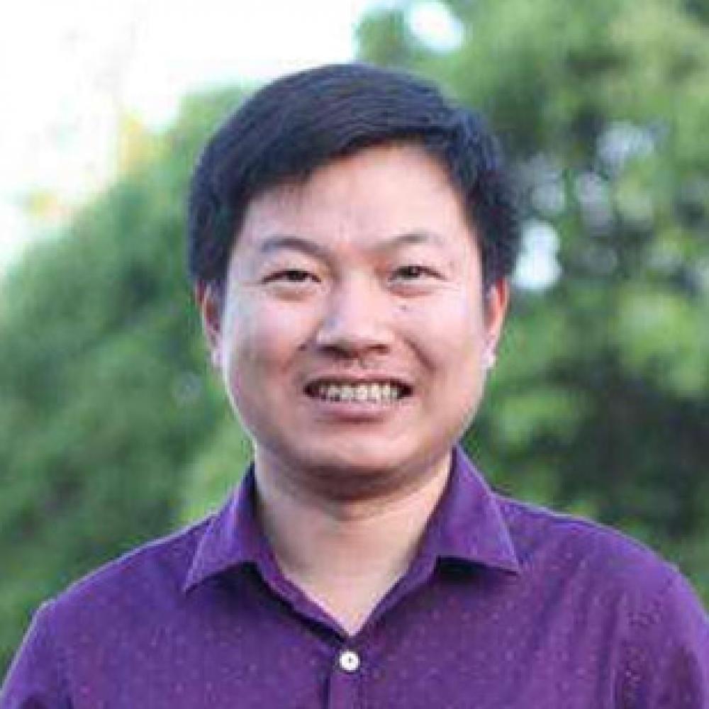 紫砂艺人范文俊，工艺美术师
