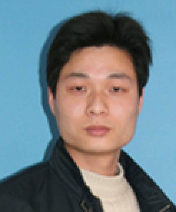 紫砂艺人范萍，高级工艺美术师