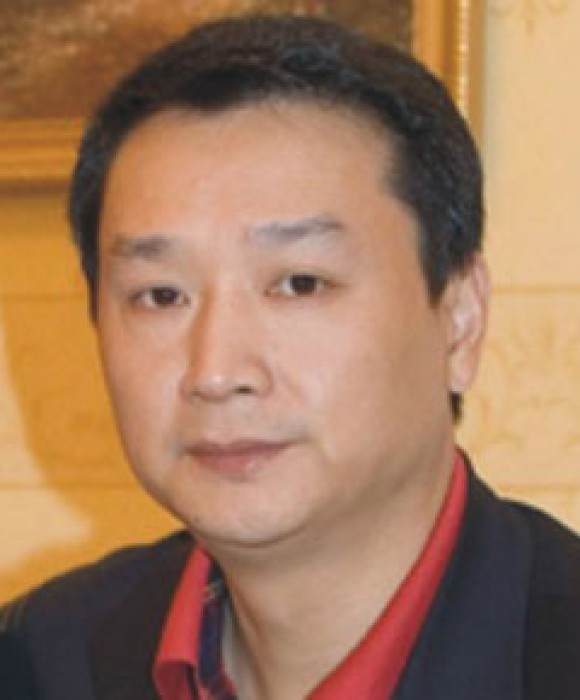 紫砂艺人葛政豪，助理工艺美术师