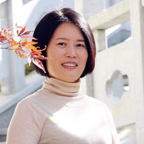 紫砂艺人董梅萍，工艺美术师