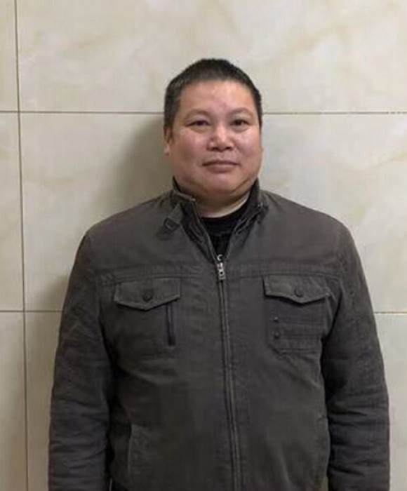 紫砂艺人董洪书，助理工艺美术师