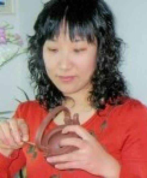 紫砂艺人蒋丽雯，正高级工艺美术师