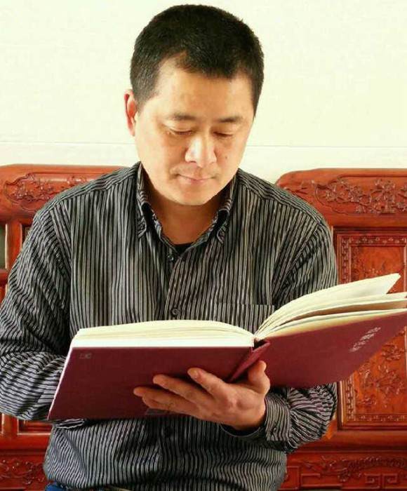 紫砂艺人蒋勇，工艺美术师