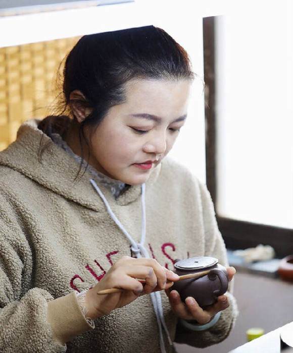紫砂艺人蒋勤，工艺美术师