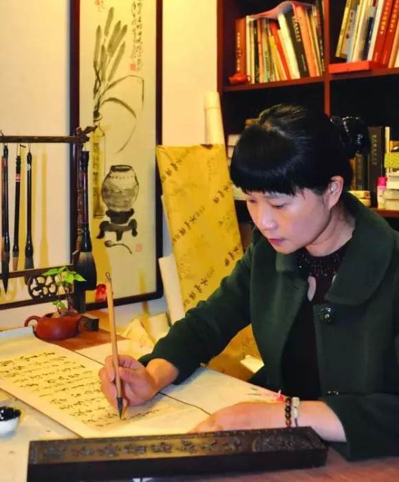 紫砂艺人蒋峰，工艺美术师