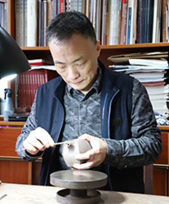 紫砂艺人蒋建军，正高级工艺美术师