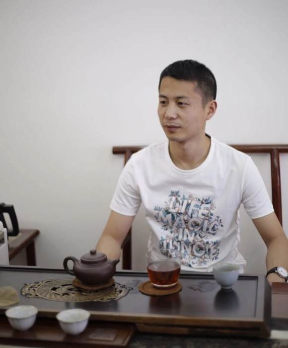 紫砂艺人蒋敏杰，民间实力派