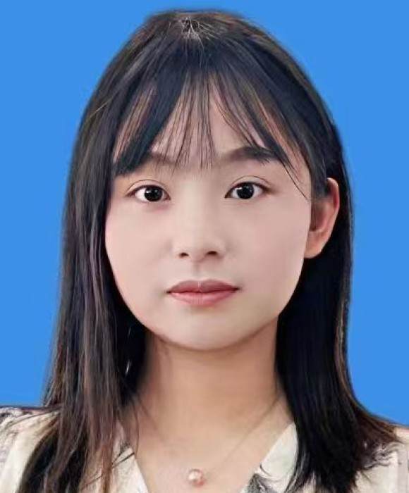 紫砂艺人蒋旭霞，高级工艺美术师