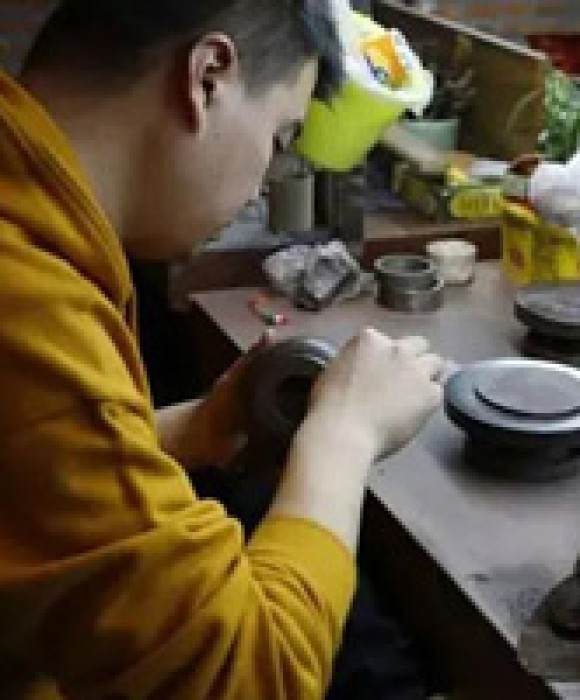紫砂艺人蒋晨，工艺美术员