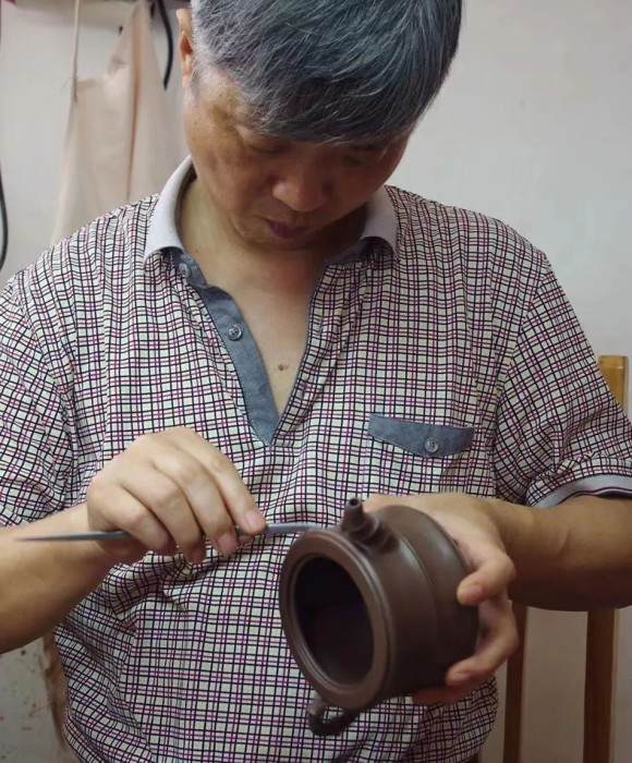 紫砂艺人蒋永昌，高级工艺美术师