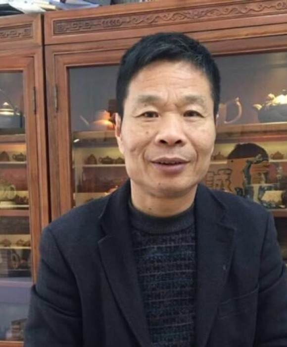 紫砂艺人蒋荣生，工艺美术员