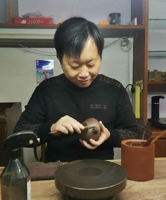 紫砂艺人蒯优，助理工艺美术师