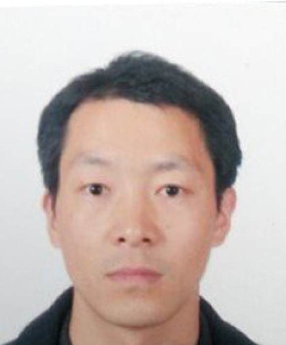 紫砂艺人袁德波，高级工艺美术师