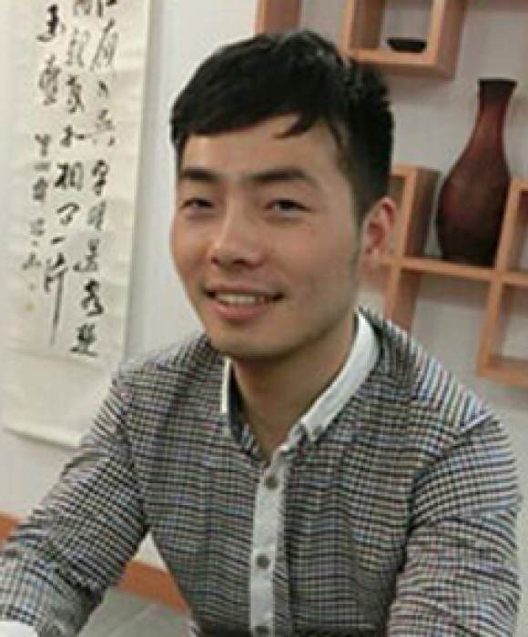 紫砂艺人詹弘，工艺美术师