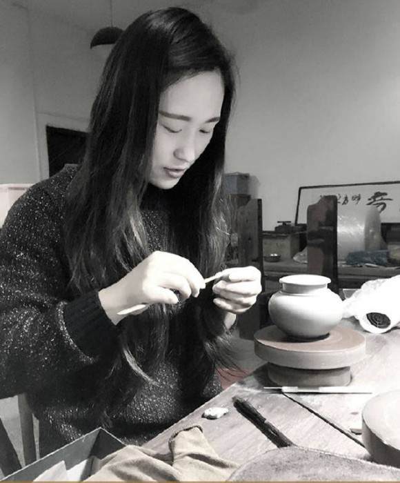 紫砂艺人许梦，工艺美术师