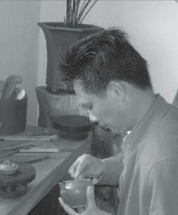 紫砂艺人许立忠，工艺美术师