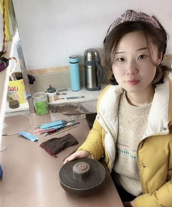 紫砂艺人许静，工艺美术师