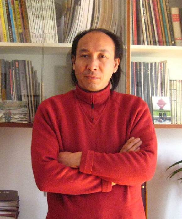 紫砂艺人诸葛逸仙，正高级工艺美术师