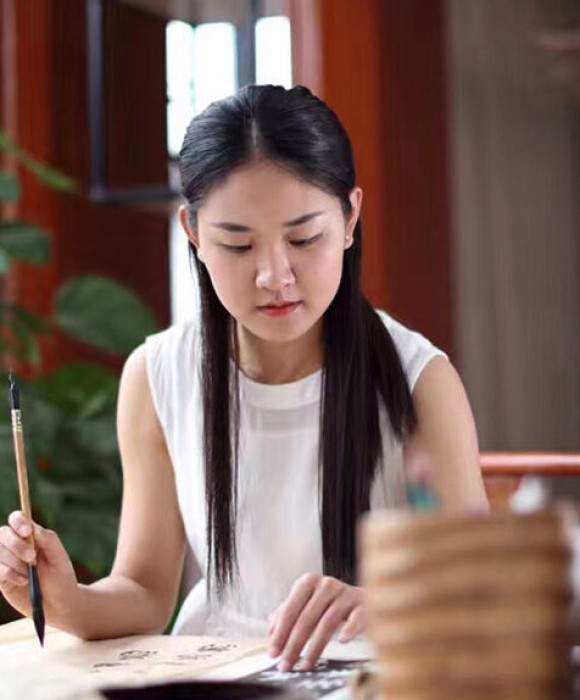 紫砂艺人谈燕华，工艺美术师