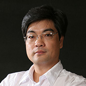 紫砂艺人谢强，正高级工艺美术师