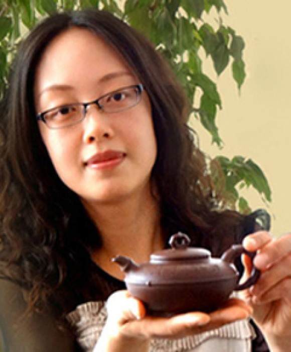 紫砂艺人谢明晖，工艺美术师