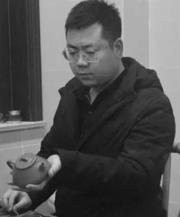 紫砂艺人谢瑶，民间实力派