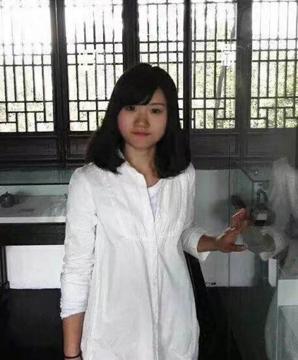 紫砂艺人谢真真，助理工艺美术师