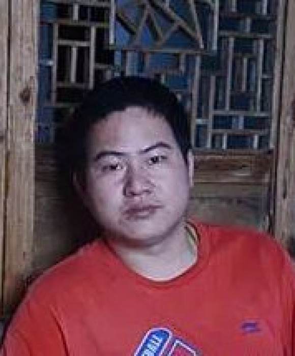 紫砂艺人费盛峰，民间实力派