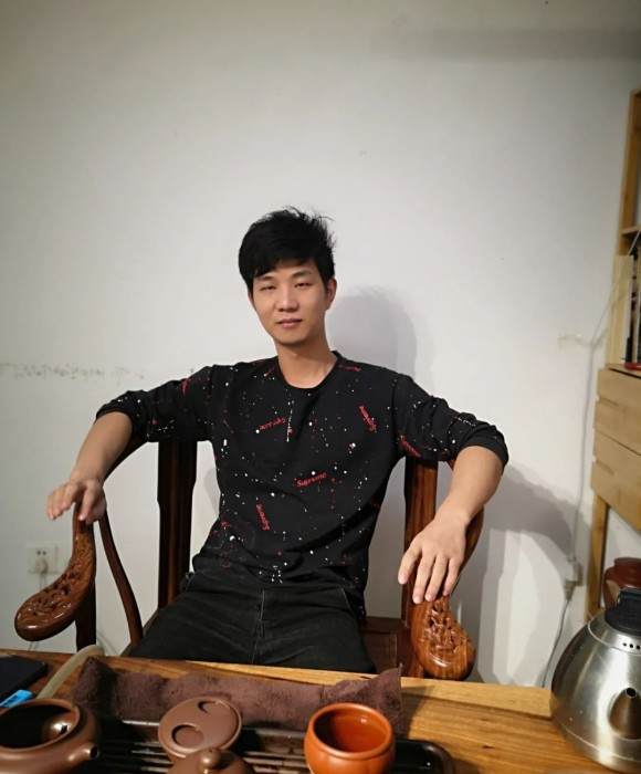 紫砂艺人贺乐乐，民间实力派
