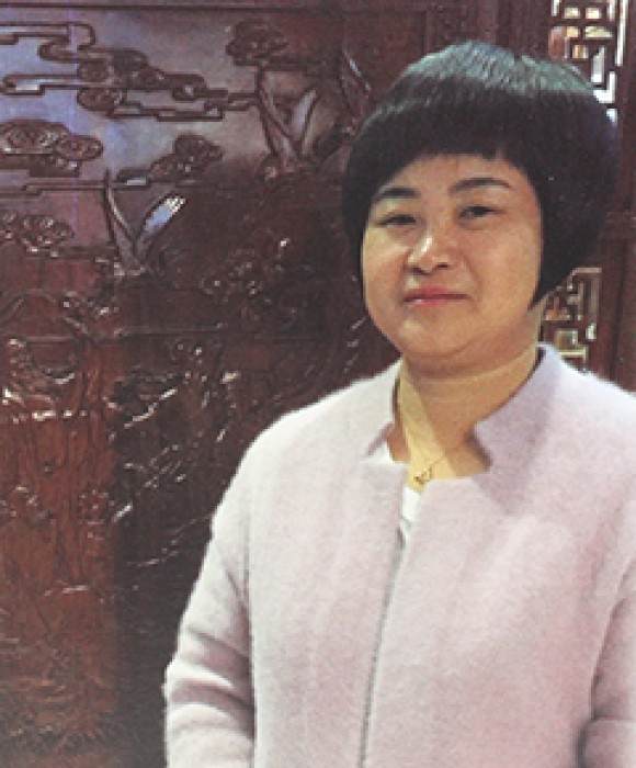 紫砂艺人赖晓红，民间实力派