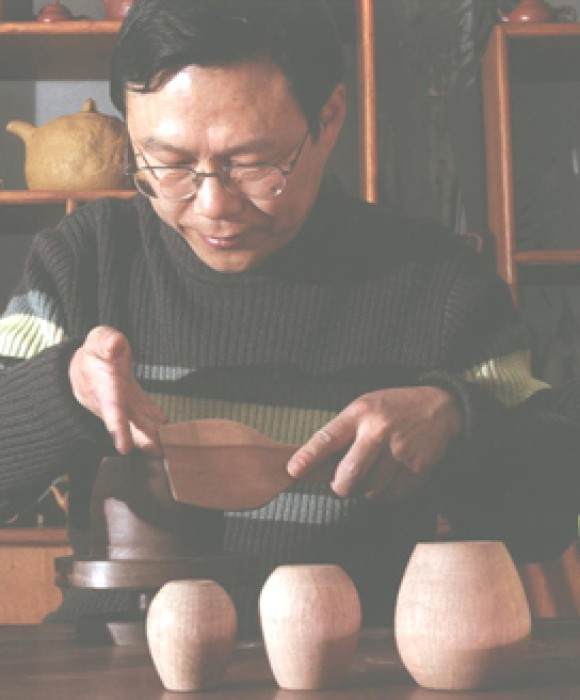 紫砂艺人赵冰，高级工艺美术师