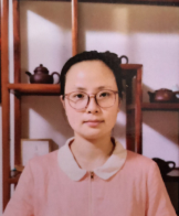 紫砂艺人赵国珍，工艺美术员